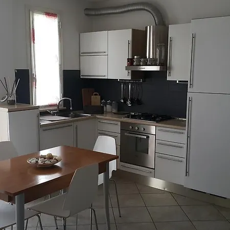 Pini 26 * Porto Recanati
